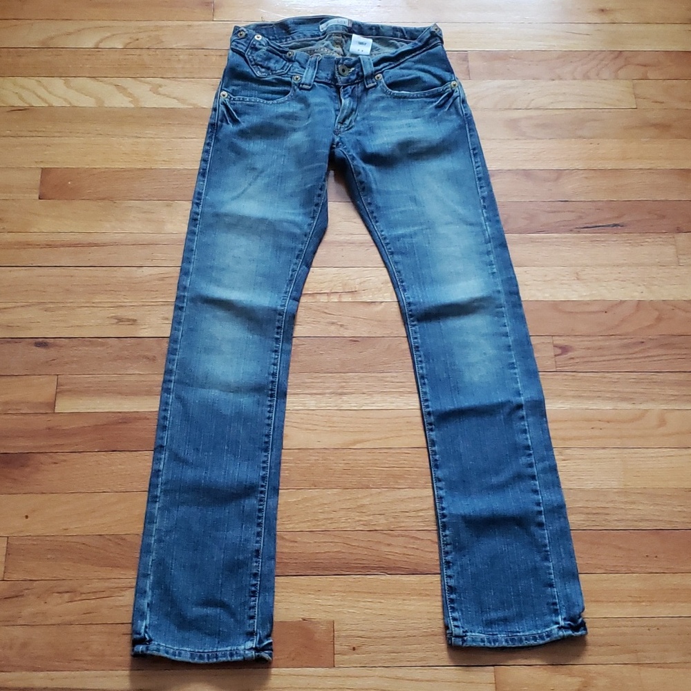 Levi's 504 slouch straight